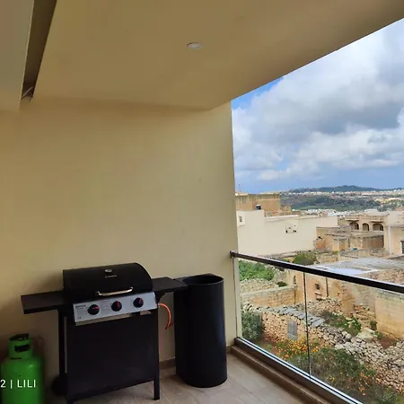 Apartment Luxury Sanap Heights With Communal Pool Sannat